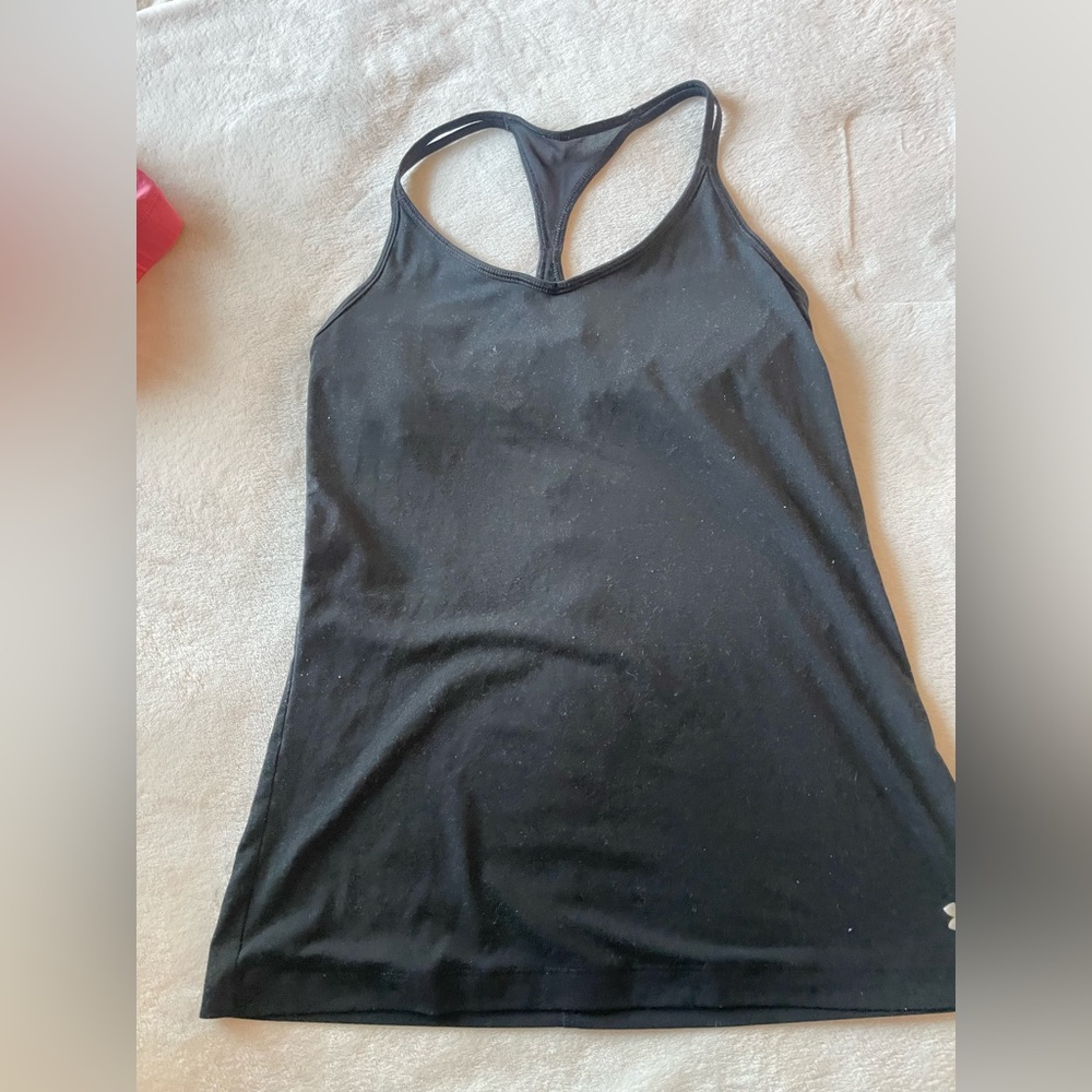 Underarmour workout top with built in sports bra